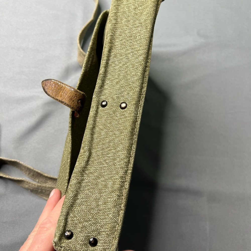 Vintage Swiss Army Canvas Pepper Salt Pack Military Green Bag Leather Detail - Picture 4 of 13